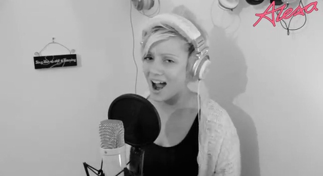 ‘Greatest Love of All’ (Whitney Houston Tribute) – de Alexa Goddard, Witney Houston a murit!