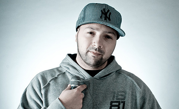 Praetor feat Dj Undoo-Eu stiu o fata